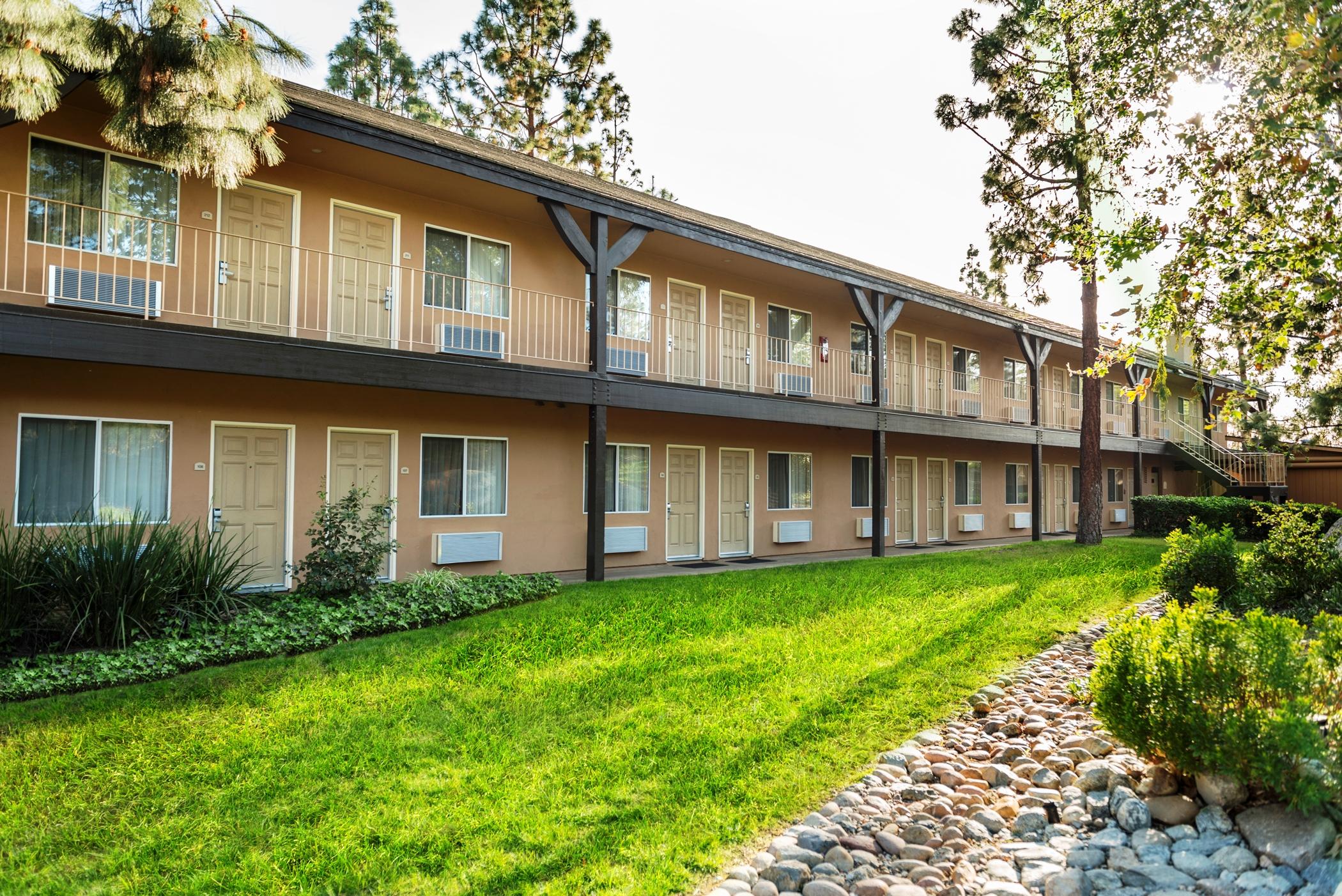 Ayres Lodge Alpine Exterior photo